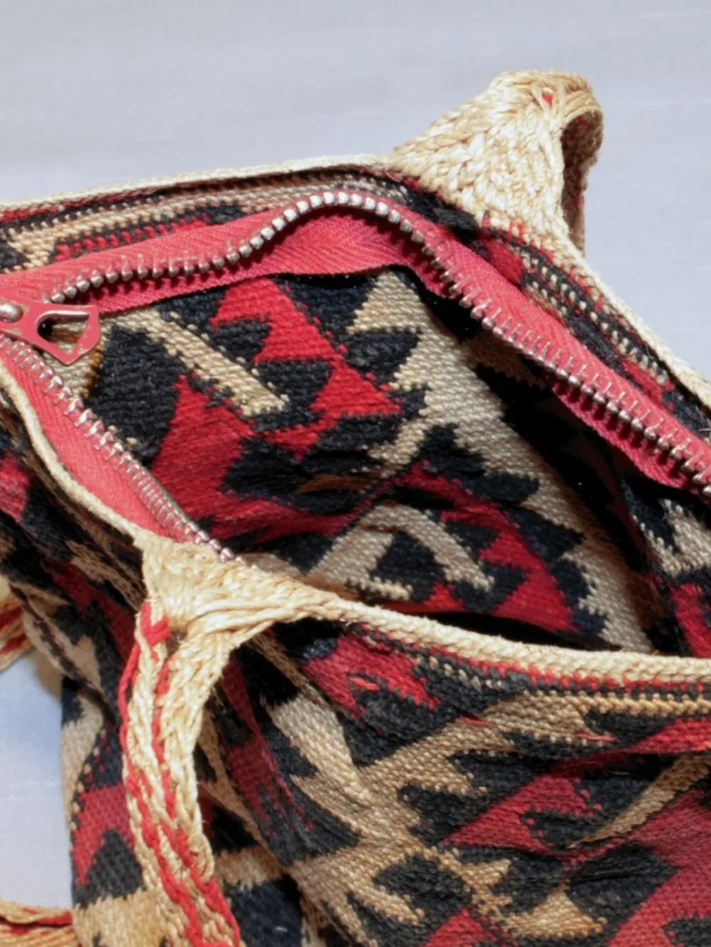 Antique Chacara Kra Ngäbe-Bugl Hand Woven Natural Fibers Small Bag Panama